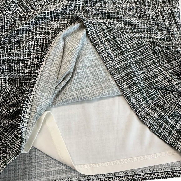 White House Black Market Sleeveless Blouse Size Small - Picture 13 of 17